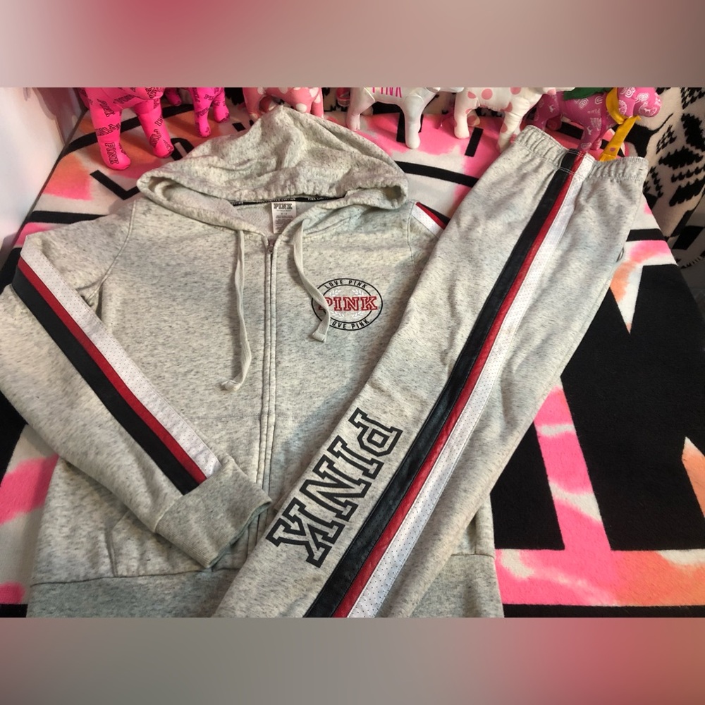 2015 Victoria's Secret Pink Limited Edition Matching Sweatsuit Outfit Set
